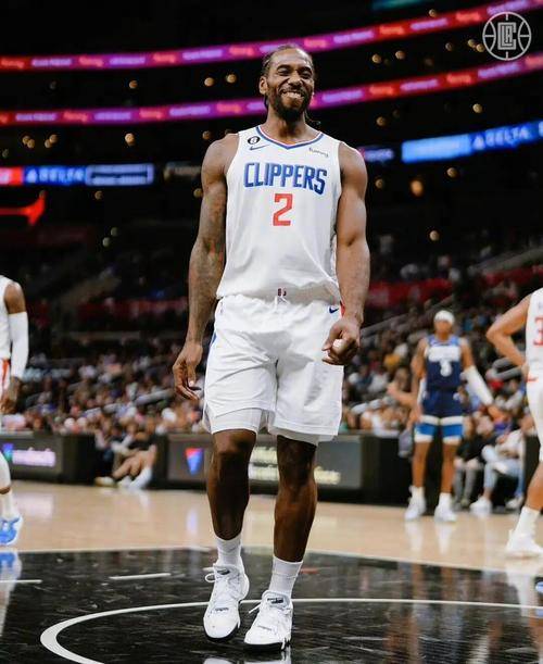 安卓-洛杉矶快船发布备战花絮，加时末段篮板制胜，欧超杯任务艰巨，资深球员宣示担当-安卓