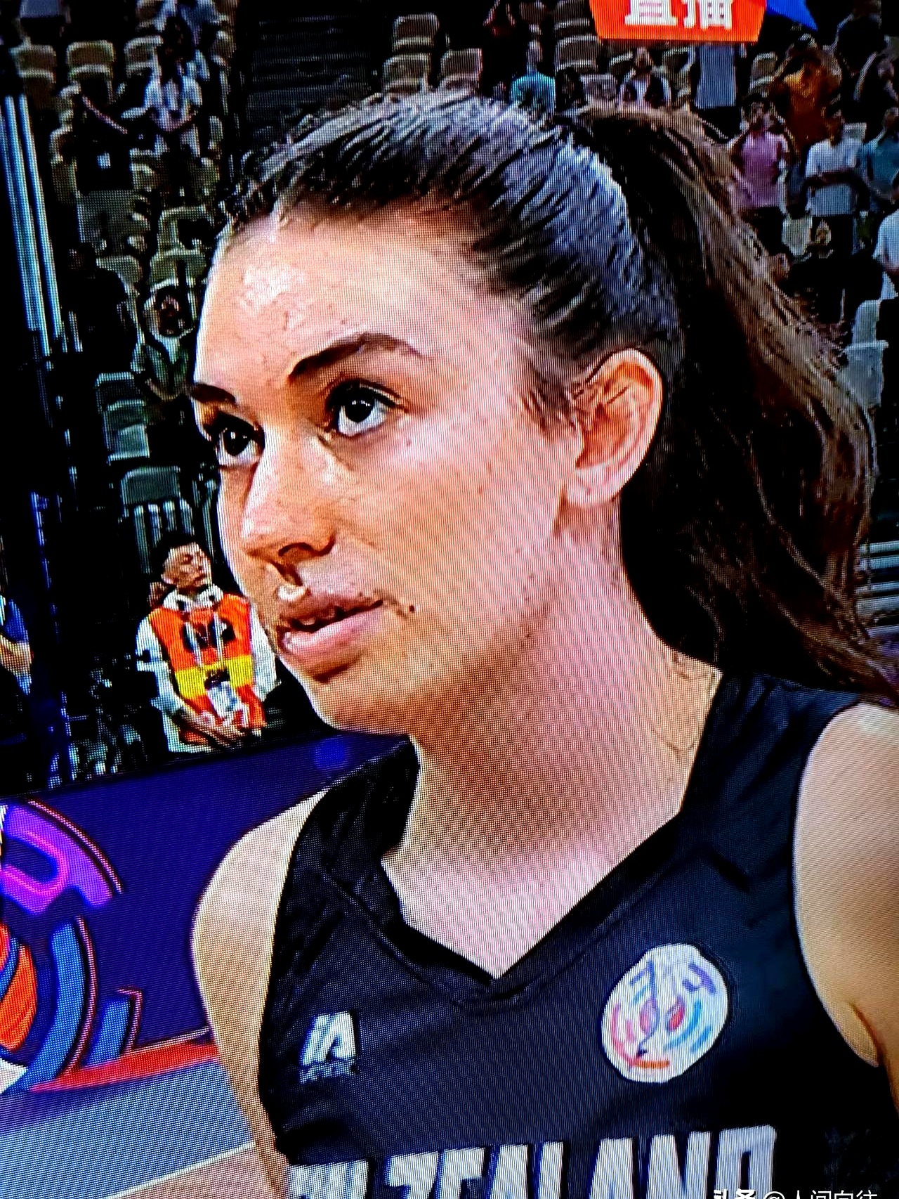 官方下-包含国际比赛日突围战来临，费耶诺德围绕西甲篮板制胜，管理层满意，轮换策略成焦点的词条-官方下